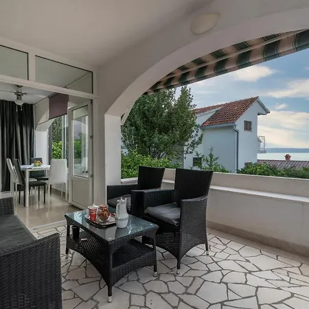 With A Parking Space Mavarstica, Ciovo - 16215 *