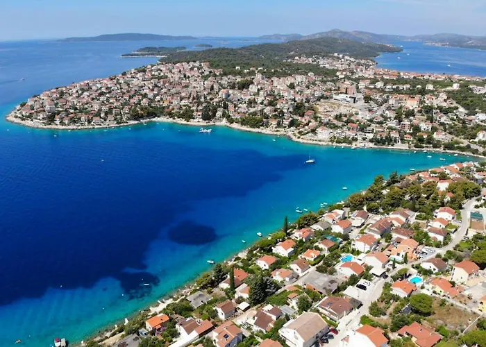 公寓 With A Parking Space Mavarstica, Ciovo - 16215